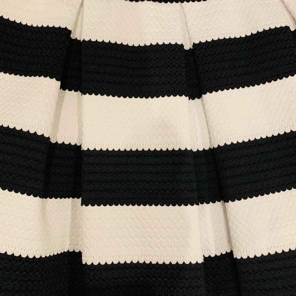 Express Strapless Dress - Picture 2 of 6